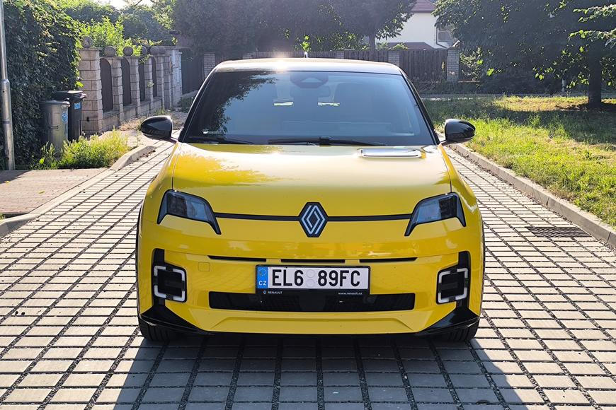 Ilustrasi renault 5 rekuperasi untuk artikel Renault 5 rekuperasi kini bisa diatur, hadirkan one-pedal